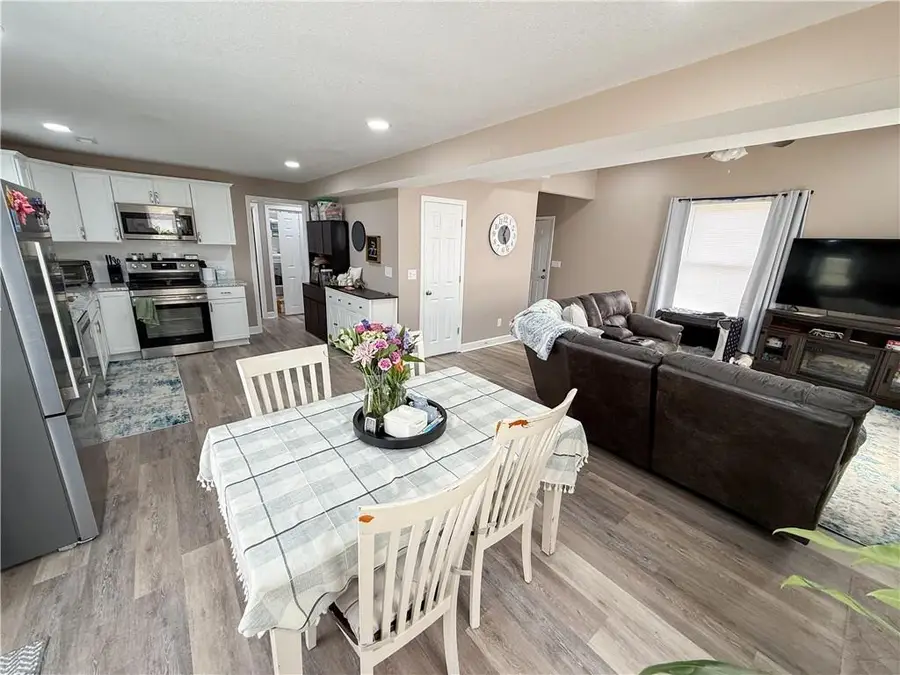 210 S Franklin Street, Raymore, MO 64083 - #3
