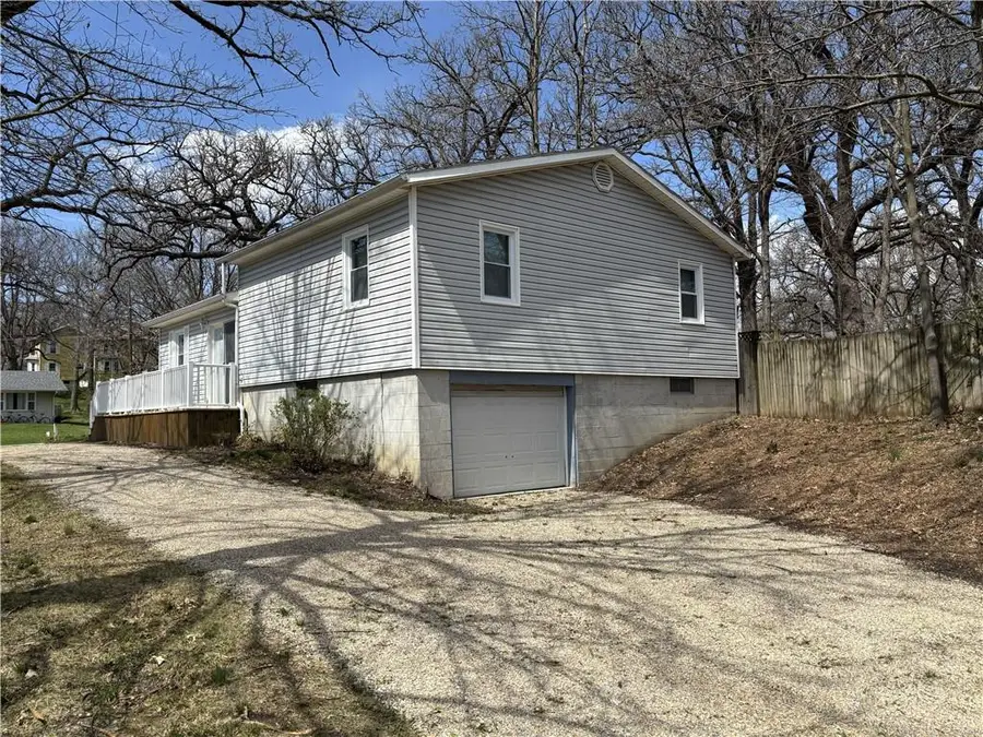 1021 Elm Street, Maryville, MO 64468 - #3
