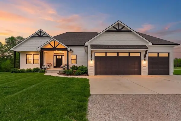 12749 NE Cherokee Drive, Adrian, MO 64720