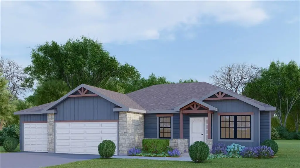 2521 SW Mitchell Street, Oak Grove, MO 64075 - #1