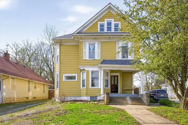 563 E Park Street, Olathe, KS 66061