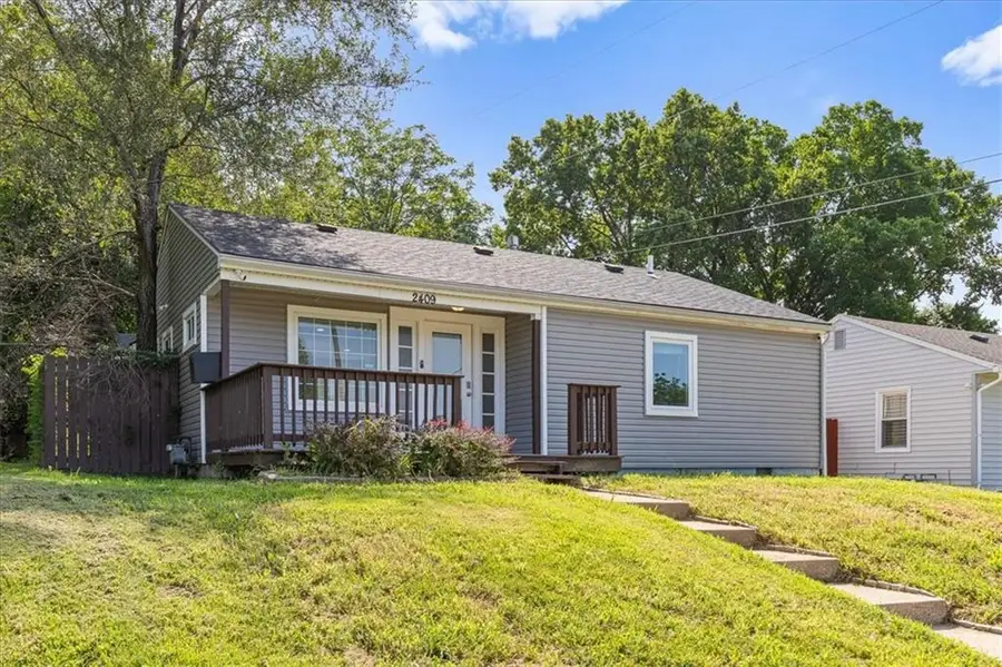 2409 N 10th Street, Kansas City, KS 66104 - #2