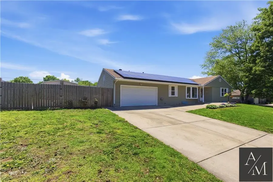 12105 E 41st Street, Independence, MO 64052 - #3