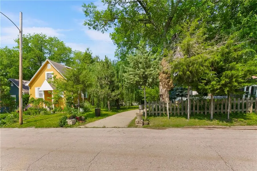 1870 N 27th Street, Kansas City, KS 66104 - #2