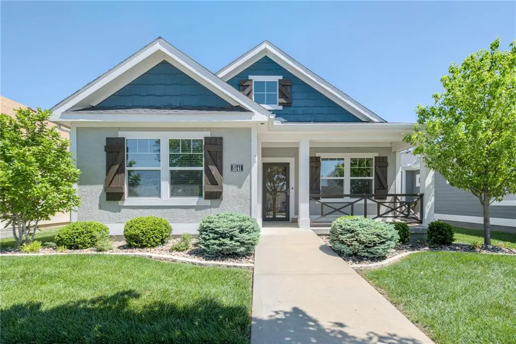 8141 N Farley Avenue, Kansas City, MO 64158 - #1