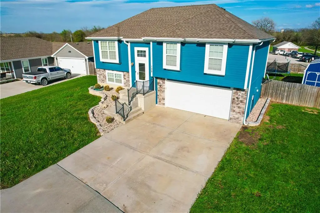 105 Lisa Avenue, Lathrop, MO 64465 - #1