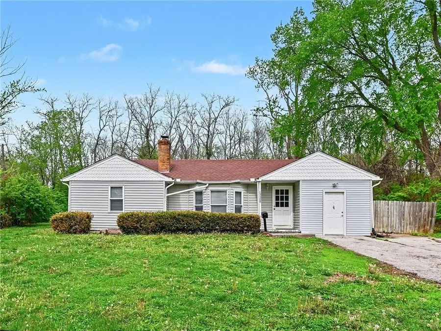 13308 8th Street, Grandview, MO 64030 - #2