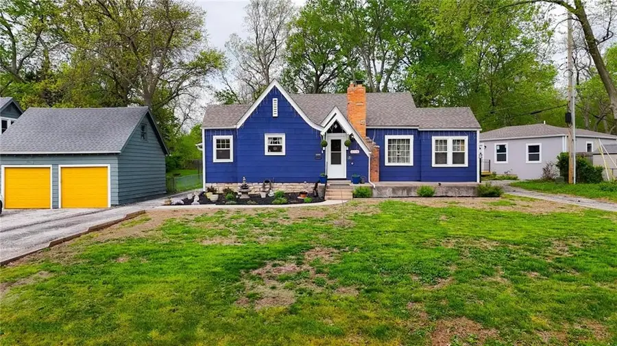 2710 Windsor Avenue, Independence, MO 64052 - #2