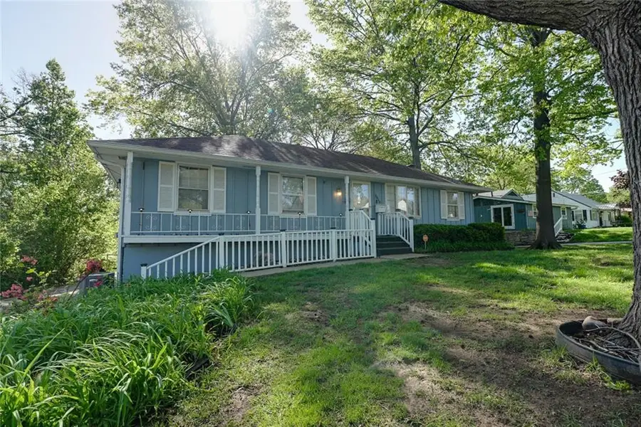 3515 S Park Avenue, Independence, MO 64052 - #2