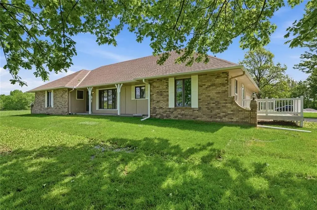 28005 S Belle Plain Road, Harrisonville, MO 64701 - #1