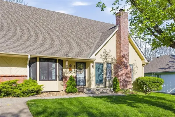 158 Robin Road, Lee's Summit, MO 64063