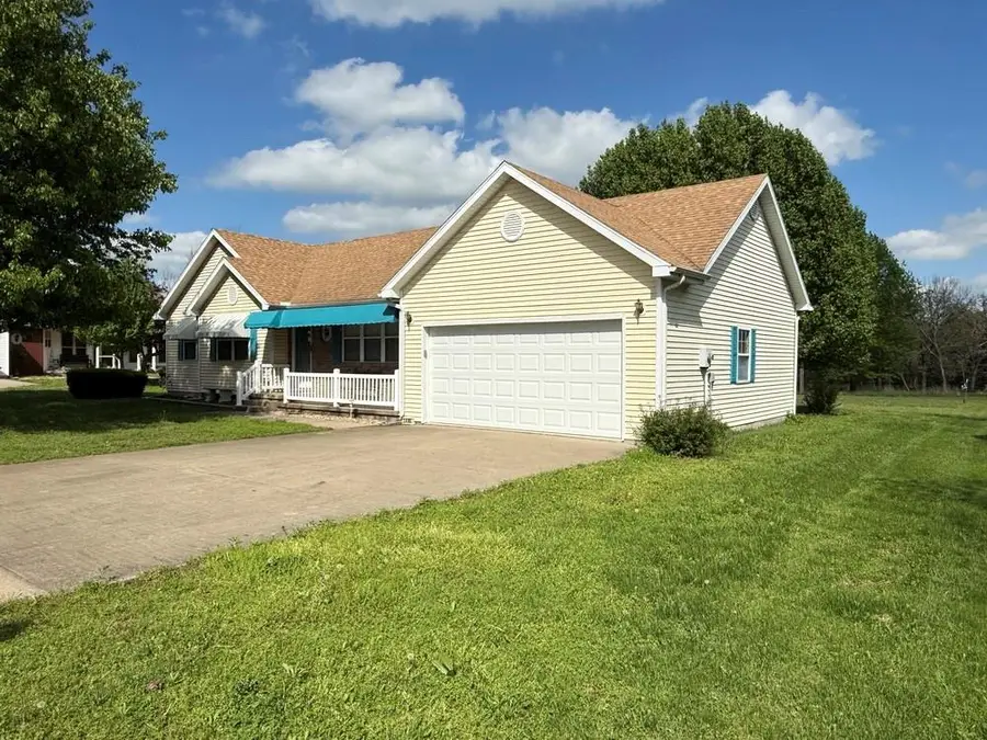 1405 S Schrock Street, El Dorado Springs, MO 64744 - #2