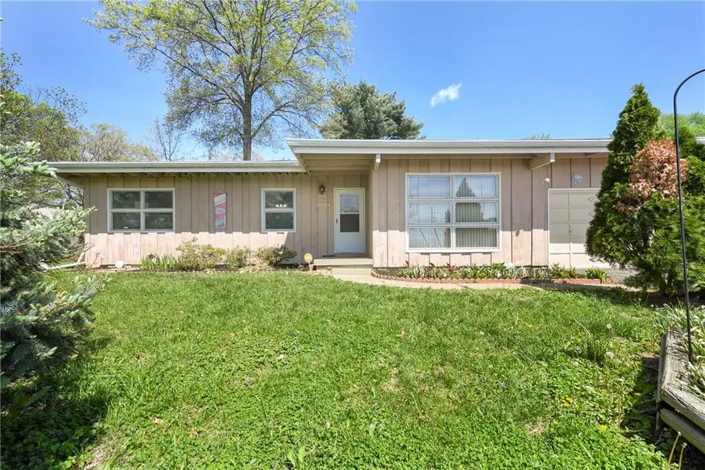 6328 Roswell Avenue, Kansas City, KS 66104 - #1
