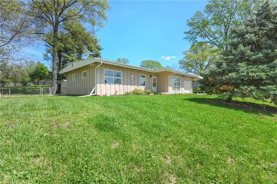 6328 Roswell Avenue, Kansas City, KS 66104 - #2