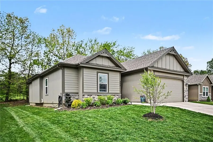 208 S Marimack Court, Kearney, MO 64060 - #3