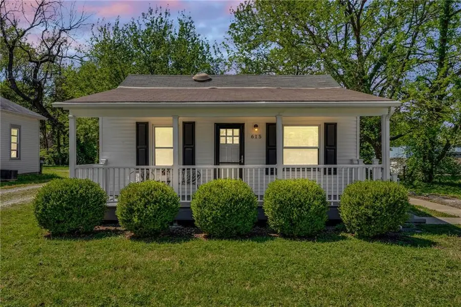 615 Alabama Street, Lawrence, KS 66044 - #2