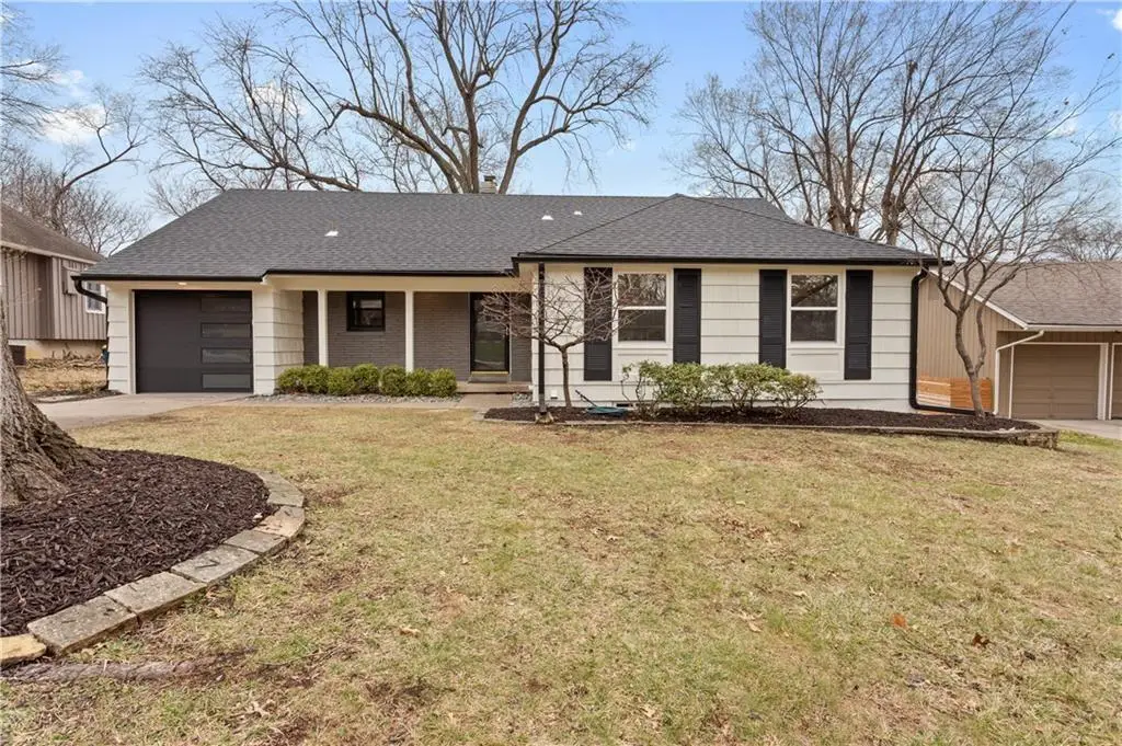 4808 W 77th Terrace, Prairie Village, KS 66208 - #1