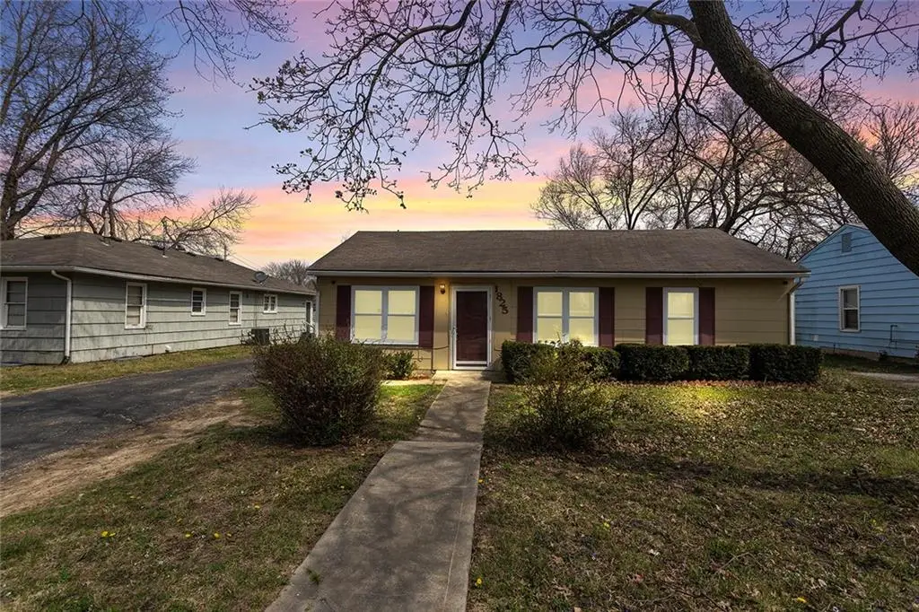 1825 N 47th Street, Kansas City, KS 66102 - #1
