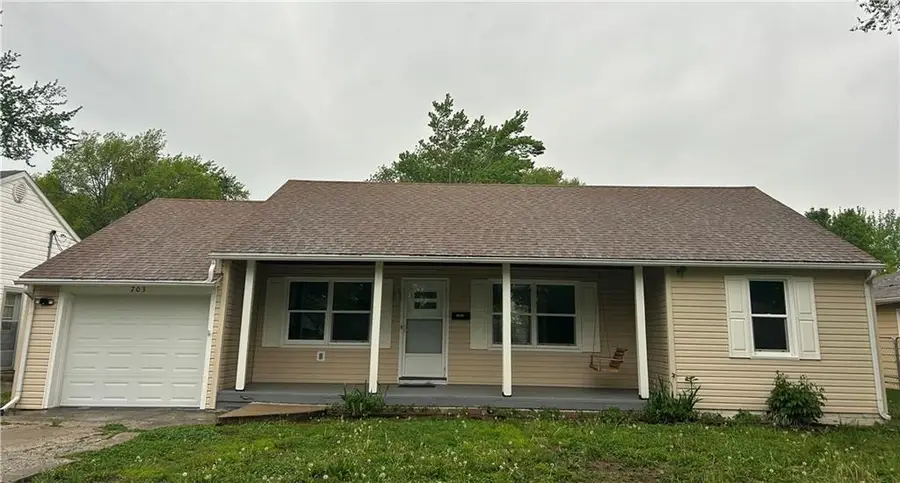 703 S Sixth Street, Clinton, MO 64735 - #2