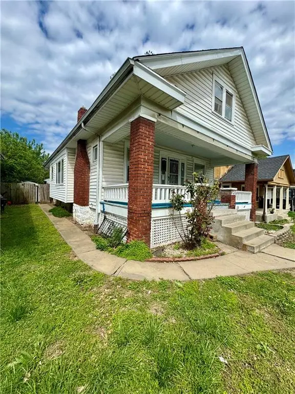 428 N 22nd Street, Kansas City, KS 66102 - #2