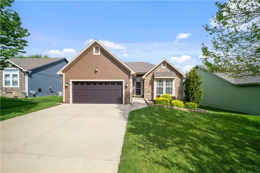 13782 Valleyview Way, Bonner Springs, KS 66012 - #2