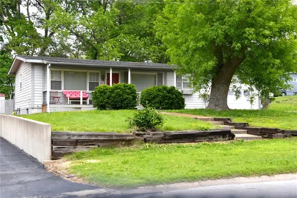 8000 Riverview Avenue, Kansas City, KS 66112