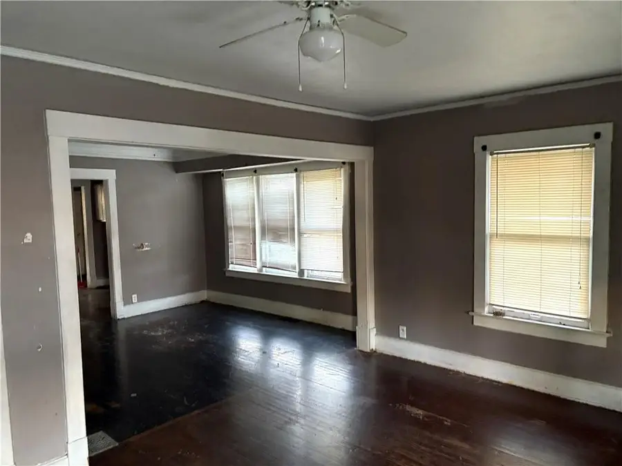 533 Brookside Avenue, Independence, MO 64053 - #3