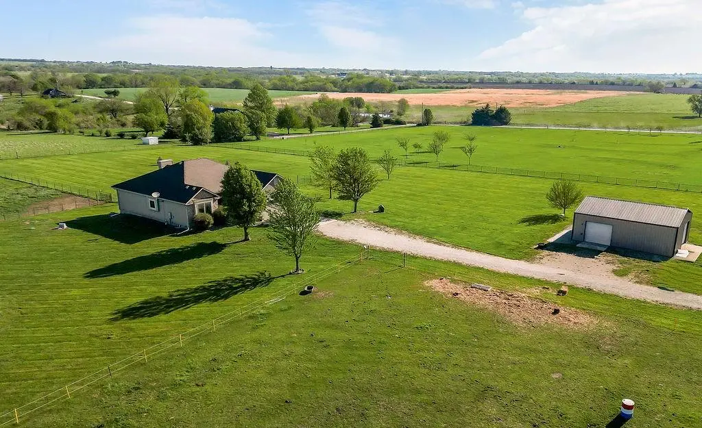 4860 W 351st Street, Louisburg, KS 66053 - #1