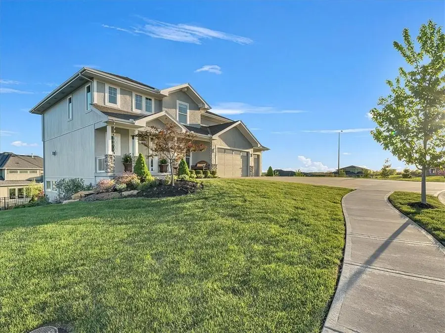 25477 W 114th Court, Olathe, KS 66061 - #3