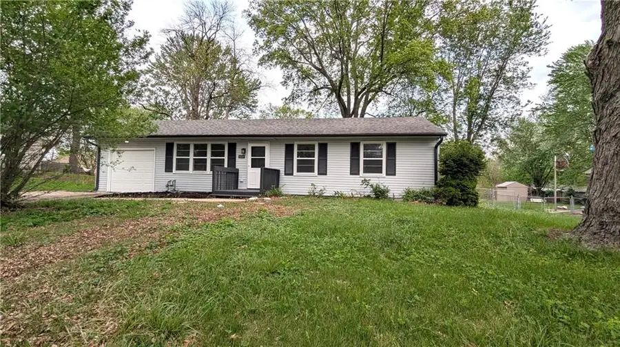 11708 E 75th Street, Raytown, MO 64138 - #2