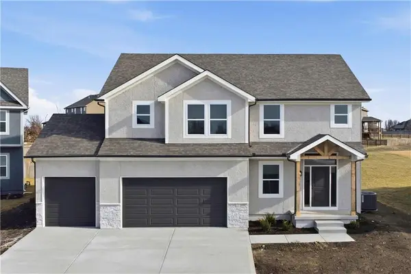 27610 E 128th Court, Lee's Summit, MO 64086