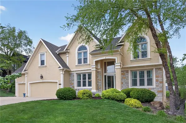 9308 W 146 Terrace, Overland Park, KS 66221