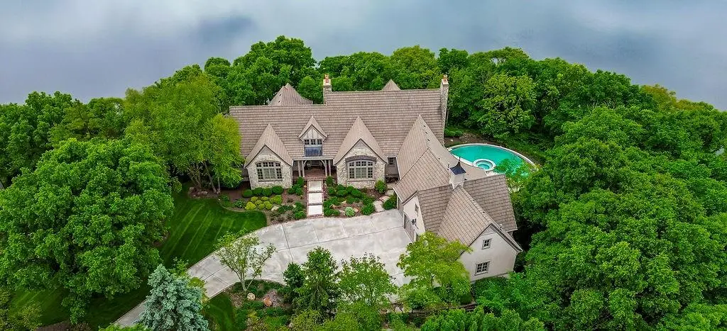 10462 S Oakcrest Lane, Olathe, KS 66061 - #1