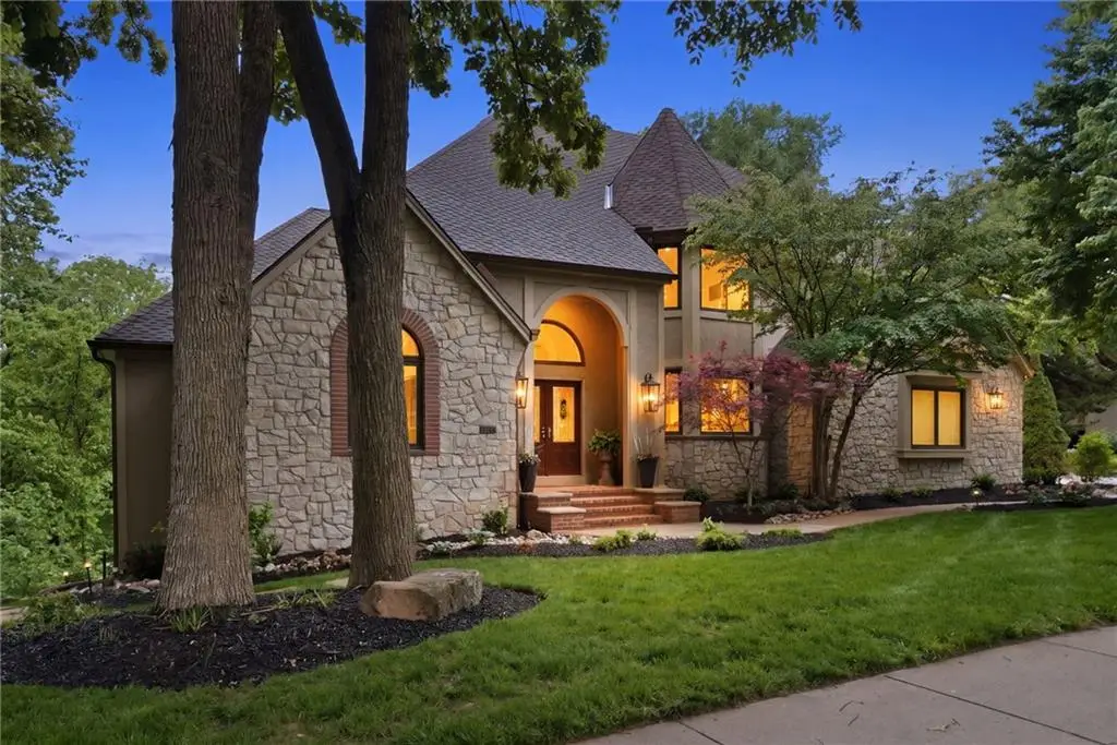 1305 NW 43rd Terrace, Kansas City, MO 64116 - #1