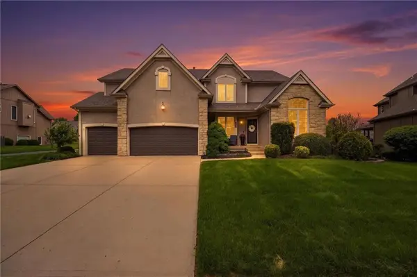 5308 W 161st Street, Overland Park, KS 66085