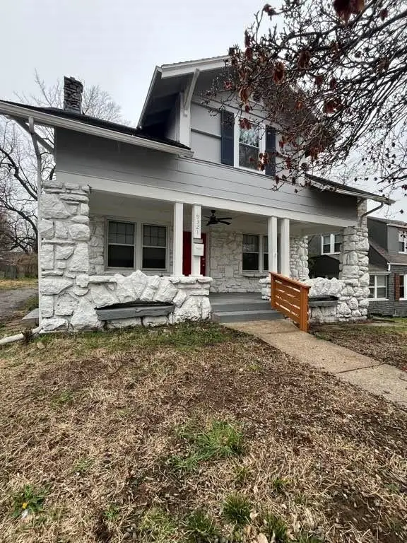 9321 E 15th Street, Independence, MO 64052 - #1