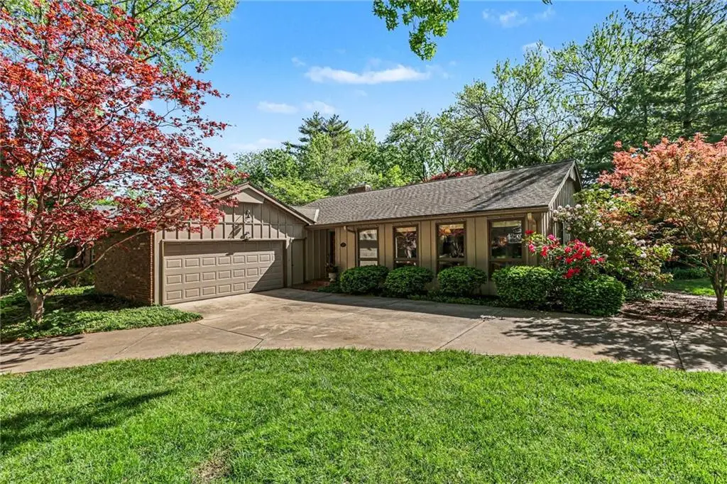 7325 High Drive, Prairie Village, KS 66208 - #1