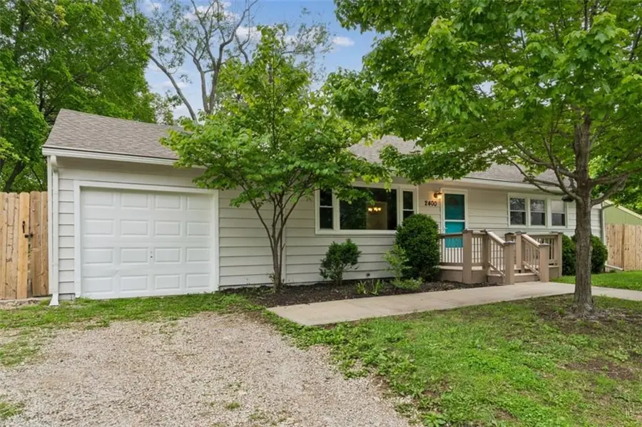 2400 Woodend Avenue, Kansas City, KS 66106 - #2