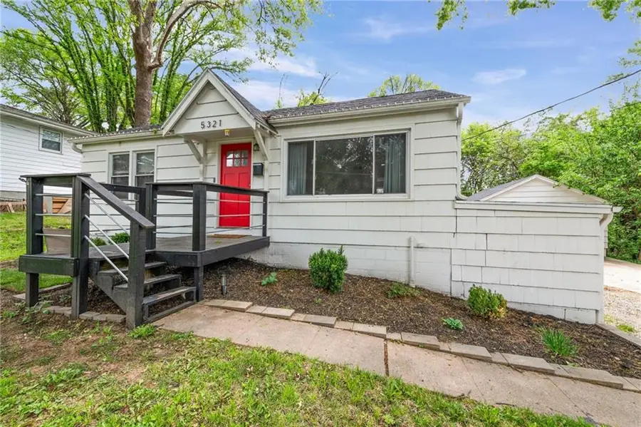 5321 Roswell Avenue, Kansas City, KS 66104 - #3