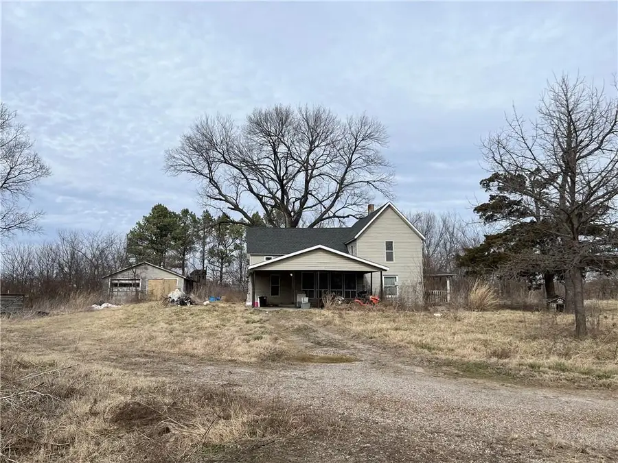 847 S 30th Street, McCune, KS 66753 - #3