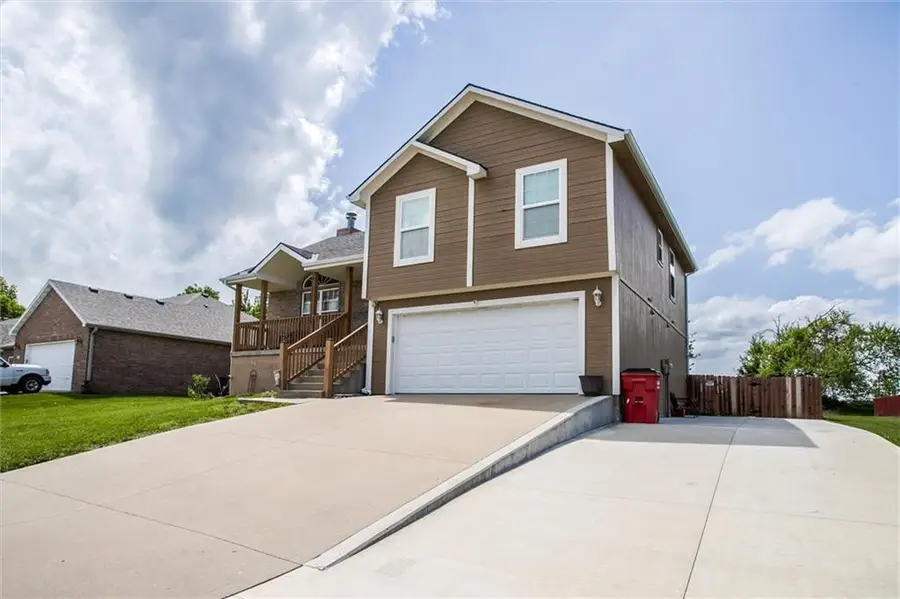 706 SW Bobcat Drive, Oak Grove, MO 64075 - #3