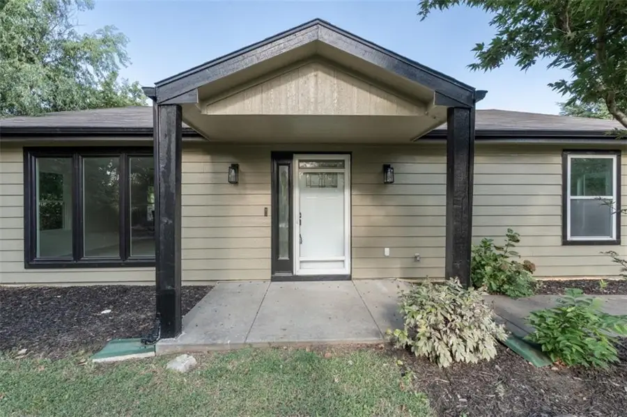 5183 Cherokee Lane, McLouth, KS 66054 - #3