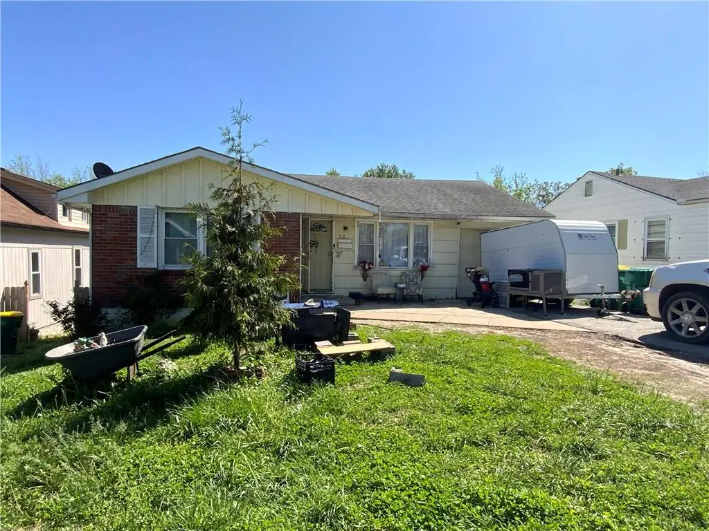 3171 Cleveland Avenue, Kansas City, KS 66104 - #1