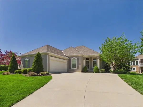 11844 S Hallet Street, Olathe, KS 66062