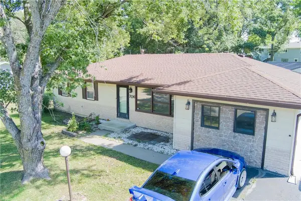 706 W 16th Street, Maryville, MO 64468
