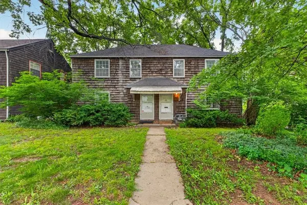 636 E 63rd Terrace, Kansas City, MO 64110