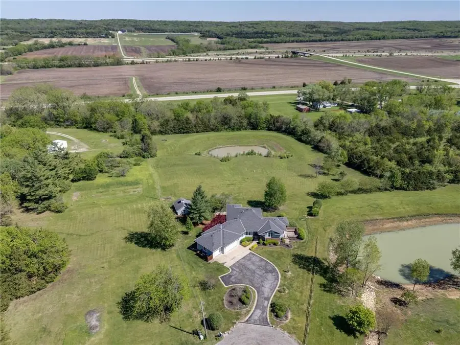 928 E 1279 Road, Lawrence, KS 66047 - #2