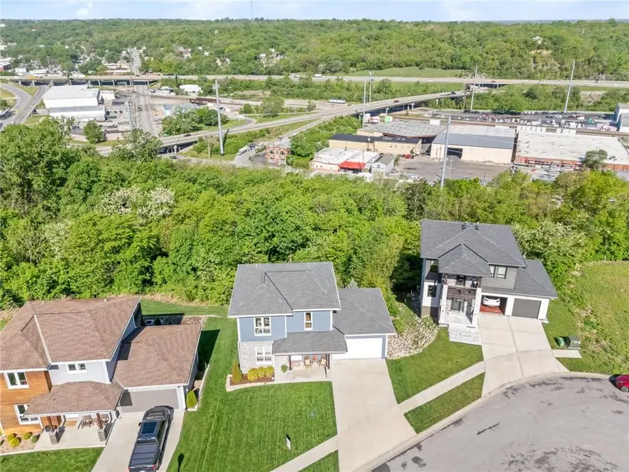 3728 Thompson Circle, Kansas City, KS 66103 - #3