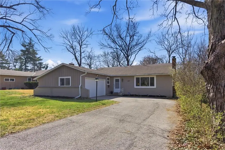 607 E 90th Terrace, Kansas City, MO 64131 - #3