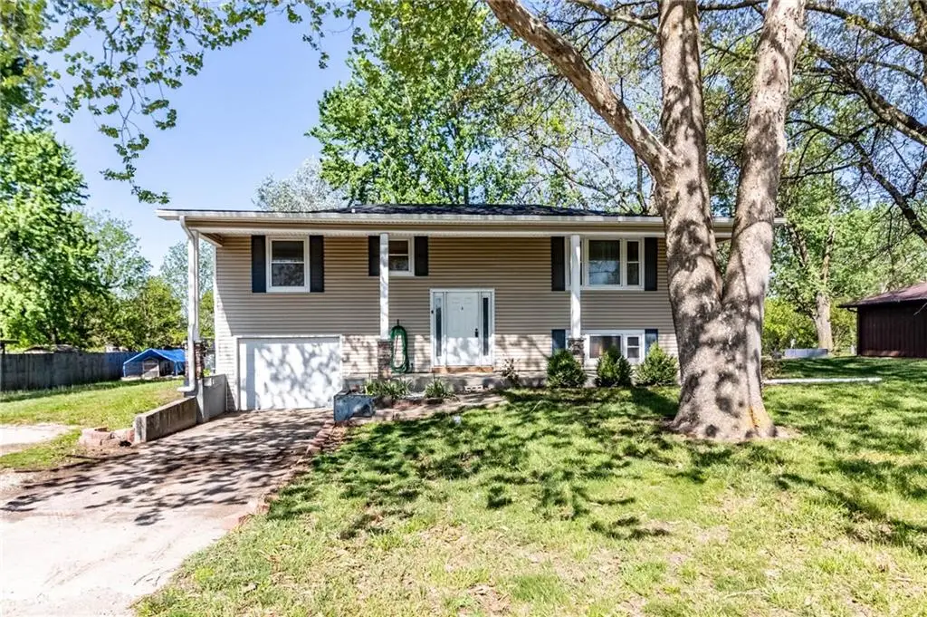 305 North Street, Windsor, MO 65360 - #1